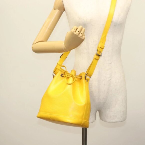 LOUIS VUITTON Epi Noe BB Shoulder Bag Yellow Citron - Picture 14 of 16